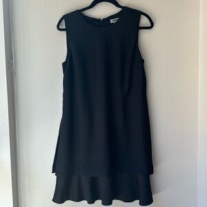 Fun little black dress!
